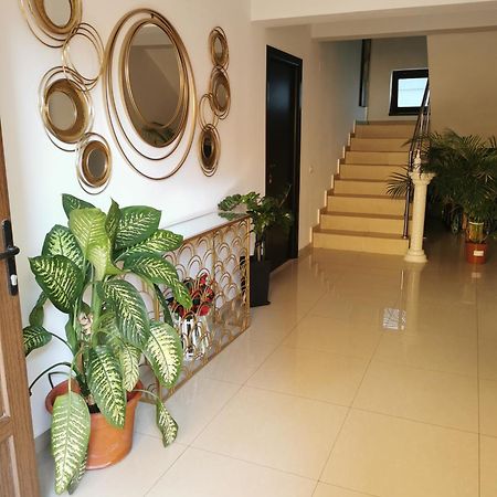 Elegance Hotel Costinesti Bagian luar foto