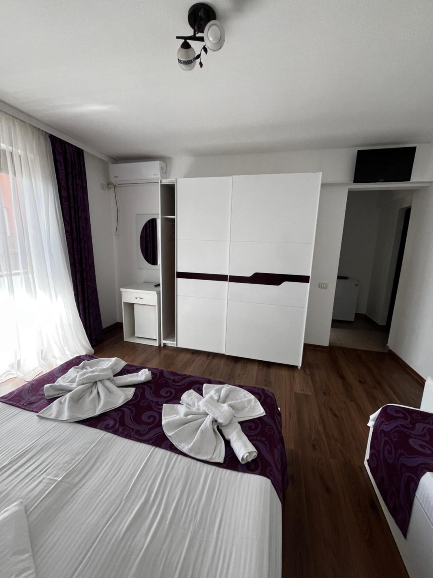 Elegance Hotel Costinesti Bagian luar foto