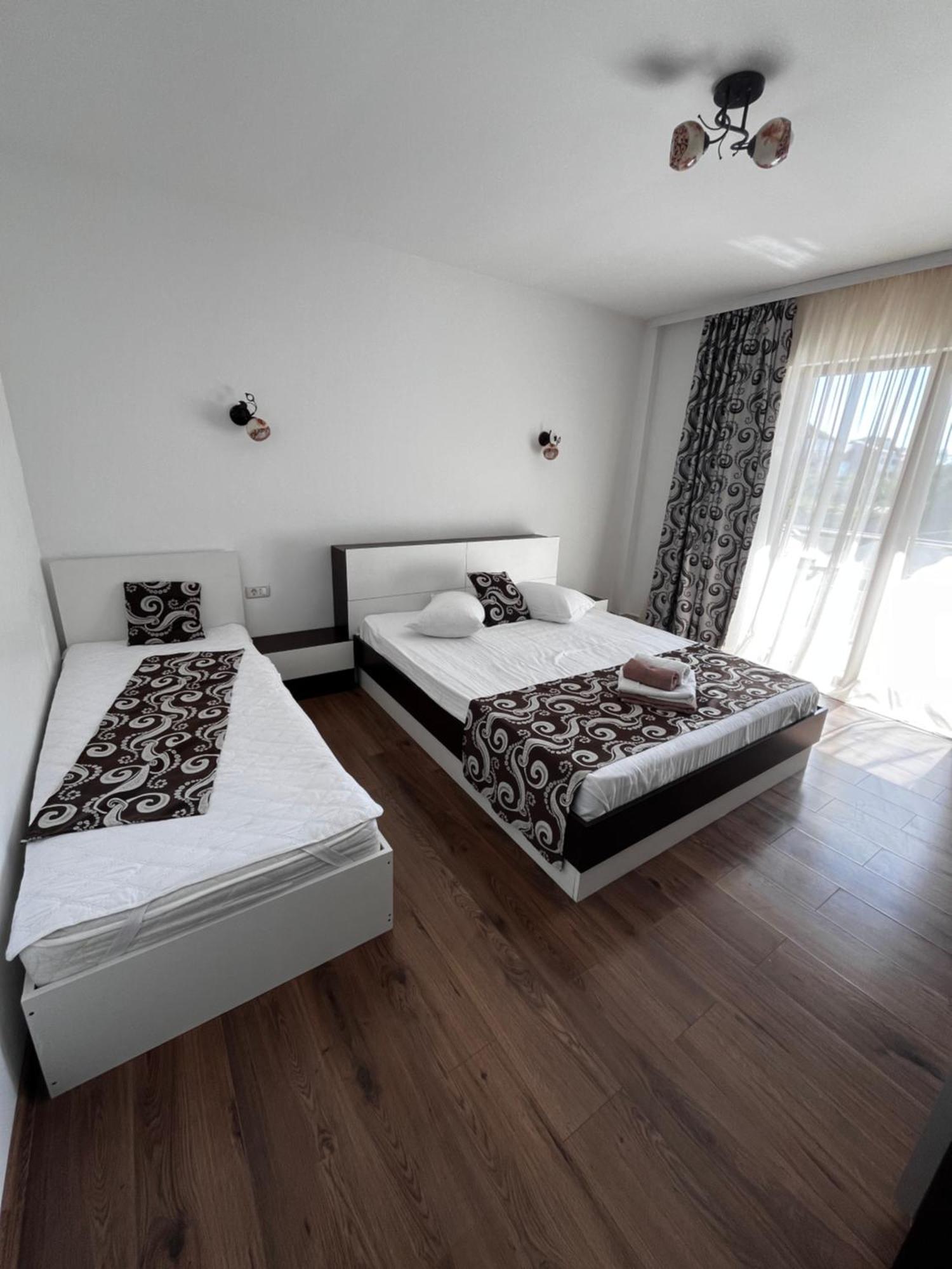 Elegance Hotel Costinesti Bagian luar foto