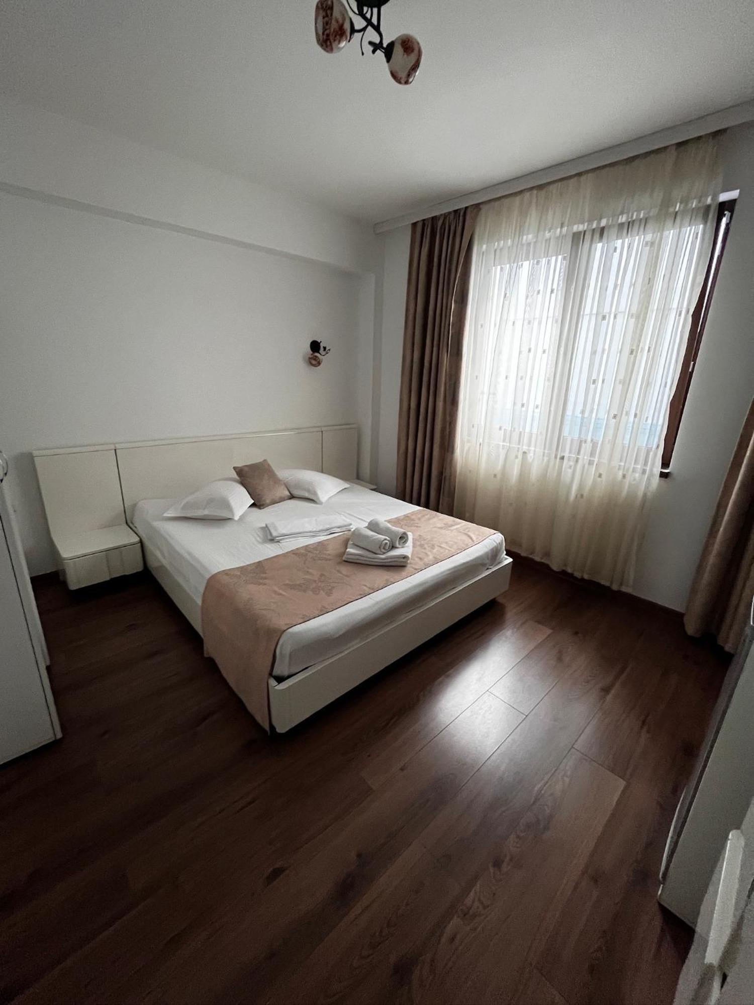 Elegance Hotel Costinesti Bagian luar foto