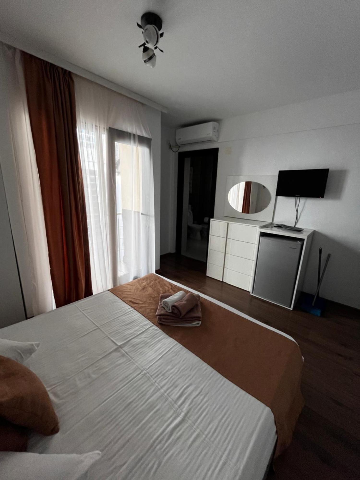 Elegance Hotel Costinesti Bagian luar foto